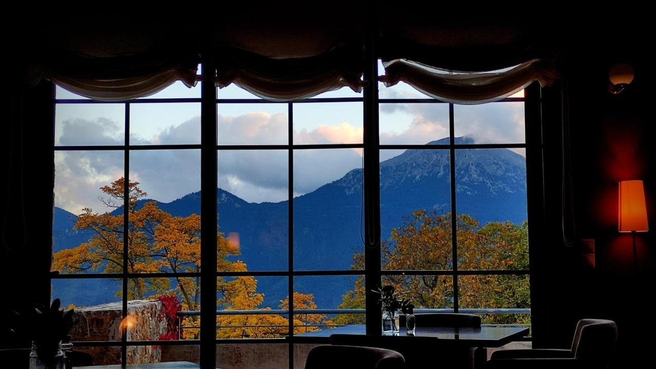 Astra Hotel Kastania  Luaran gambar