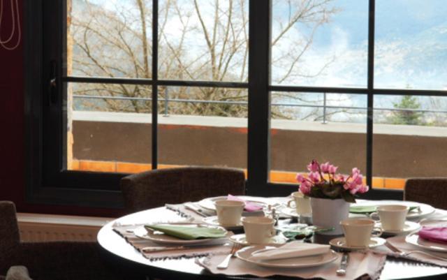 Astra Hotel Kastania  Luaran gambar